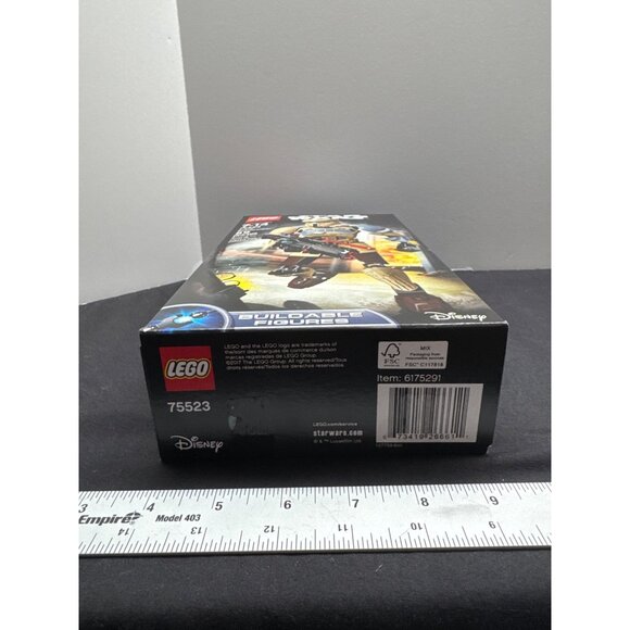 LEGO Star Wars Buildable Scarif Stormtrooper 75523 7-14 Age 89 Pcs/12.5" Tall Di - Picture 6 of 7